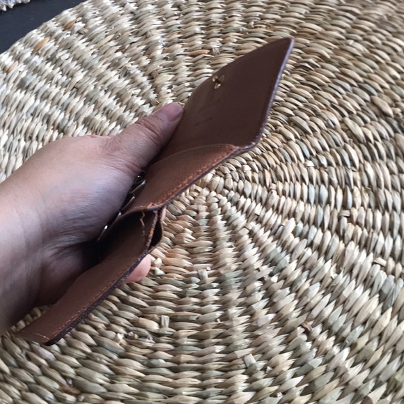 Authentic preloved Louis Vitton Key Holder - Picture 10 of 17